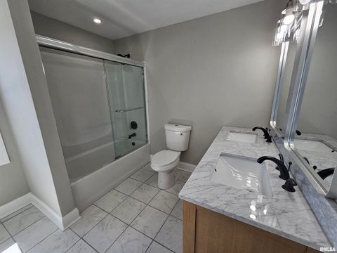 Tiny photo for 309 W 11TH Street, Metropolis, IL 62960 (MLS # EB459658)