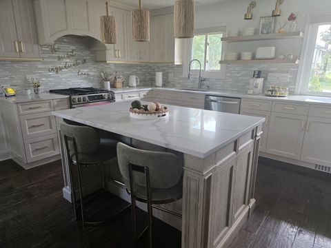 Tiny photo for 187 Bourne Lane, Bloomingdale, IL 60108 (MLS # 12543115)