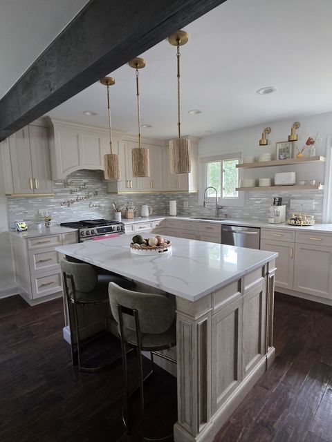 Tiny photo for 187 Bourne Lane, Bloomingdale, IL 60108 (MLS # 12543115)