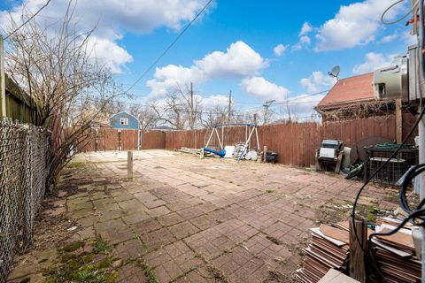 Tiny photo for Chicago, IL 60624 (MLS # 12598852)