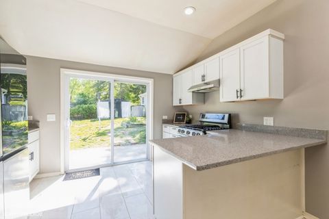 Tiny photo for 35611 N Grove Avenue, Ingleside, IL 60041 (MLS # 12548299)