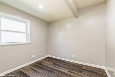 Tiny photo for 35611 N Grove Avenue, Ingleside, IL 60041 (MLS # 12548299)