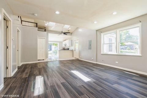 Tiny photo for 35611 N Grove Avenue, Ingleside, IL 60041 (MLS # 12548299)