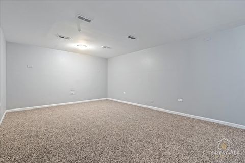 Tiny photo for 1136 N Boxwood Drive, Mount Prospect, IL 60056 (MLS # 12505747)