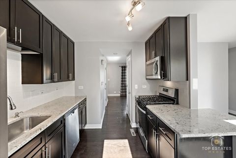 Tiny photo for 1136 N Boxwood Drive, Mount Prospect, IL 60056 (MLS # 12505747)