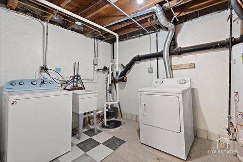 Tiny photo for 1136 N Boxwood Drive, Mount Prospect, IL 60056 (MLS # 12505747)