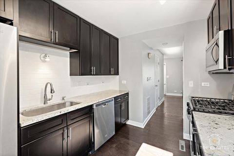 Tiny photo for 1136 N Boxwood Drive, Mount Prospect, IL 60056 (MLS # 12505747)