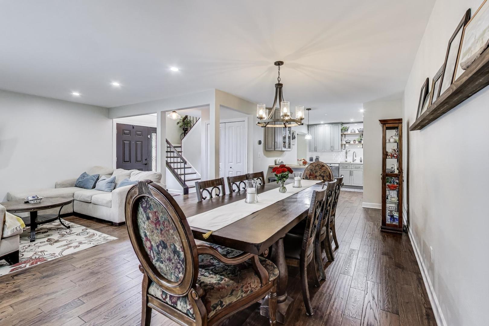 107 W Brighton Place
