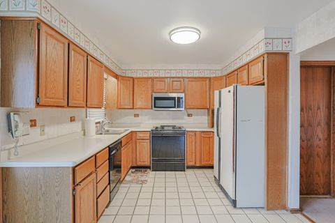 Tiny photo for 2049 Dorval Drive, Naperville, IL 60565 (MLS # 12586296)