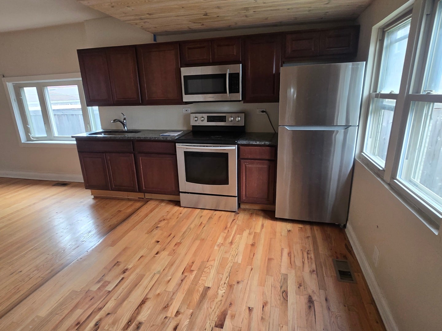 5750 W 65th Street