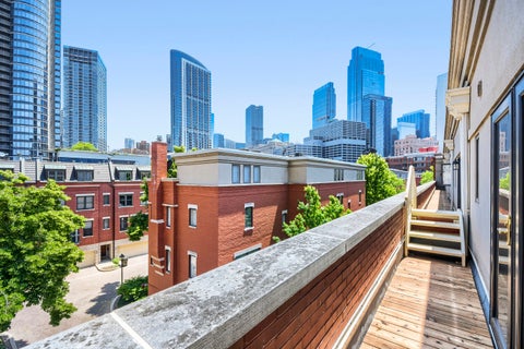 Tiny photo for 481 N Clinton Street, Chicago, IL 60654 (MLS # 12567829)