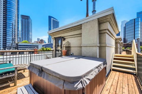 Tiny photo for 481 N Clinton Street, Chicago, IL 60654 (MLS # 12567829)
