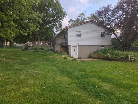 Tiny photo for 302 Sunset Drive, Polo, IL 61064 (MLS # 12468905)