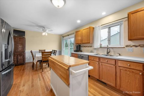 Tiny photo for 1368 Chestnut Lane, Yorkville, IL 60560 (MLS # 12616252)