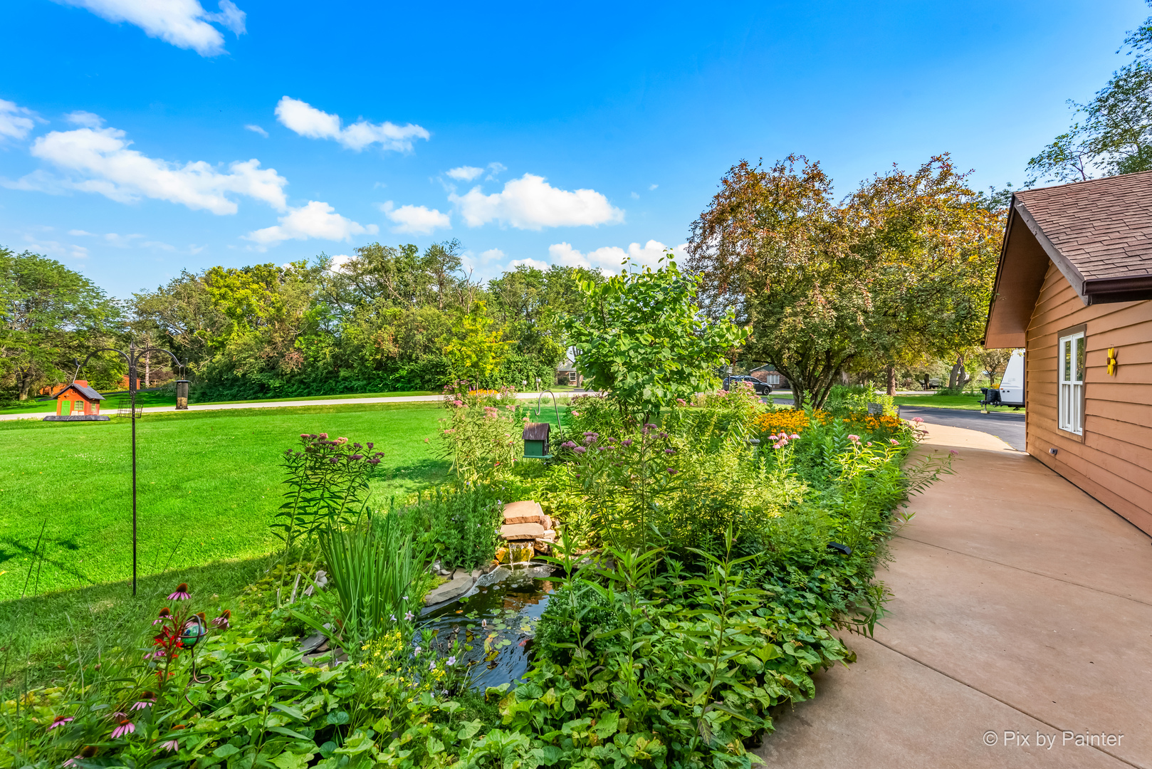 3305 Cardinal Lane