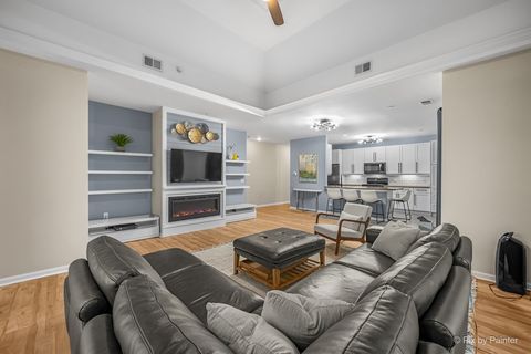 Tiny photo for 640 Mchenry Road #408, Wheeling, IL 60090 (MLS # 12681396)