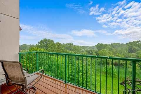 Tiny photo for 640 Mchenry Road #408, Wheeling, IL 60090 (MLS # 12681396)
