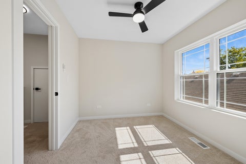 Tiny photo for 912 N Humphrey Avenue, Oak Park, IL 60302 (MLS # 12780836)