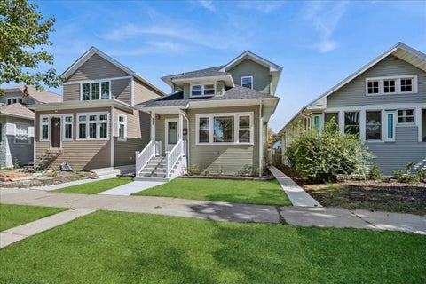 Photo of 912 N Humphrey Avenue, Oak Park, IL 60302 (MLS # 12780836)