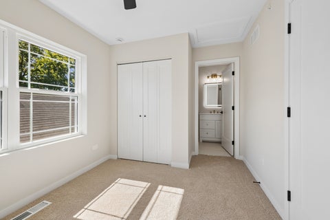 Tiny photo for 912 N Humphrey Avenue, Oak Park, IL 60302 (MLS # 12780836)