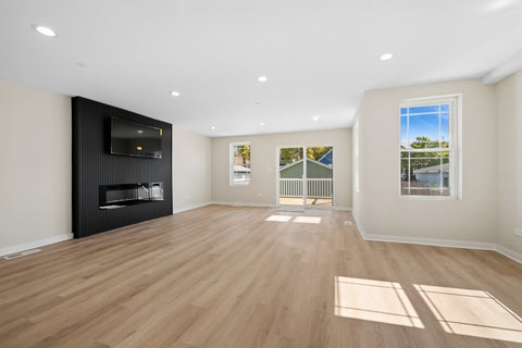 Tiny photo for 912 N Humphrey Avenue, Oak Park, IL 60302 (MLS # 12780836)