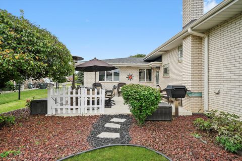 Tiny photo for 6052 W 129th Place, Palos Heights, IL 60463 (MLS # 12485841)