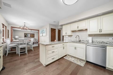 Tiny photo for 6052 W 129th Place, Palos Heights, IL 60463 (MLS # 12485841)