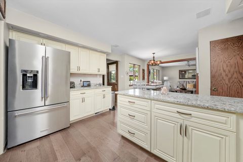 Tiny photo for 6052 W 129th Place, Palos Heights, IL 60463 (MLS # 12485841)