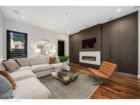 Tiny photo for 2029 N Hoyne Avenue, Chicago, IL 60647 (MLS # 12732201)