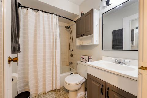 Tiny photo for 4827 W 109th Street #101, Oak Lawn, IL 60453 (MLS # 12714525)