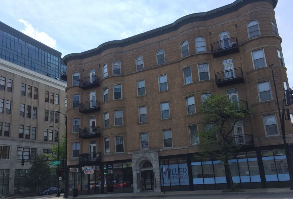 36 S Ashland Avenue 303
