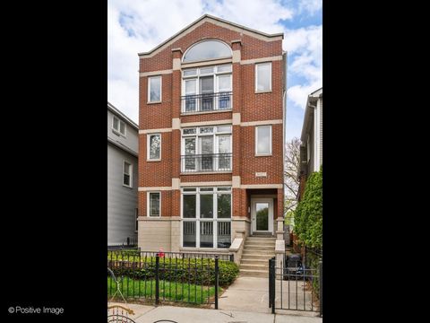 Photo of 3027 N Racine Avenue #3, Chicago, IL 60657 (MLS # 12633819)
