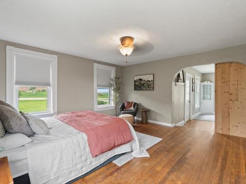 Tiny photo for 301 1st Street, Long Grove, IA 52756 (MLS # 100000202)