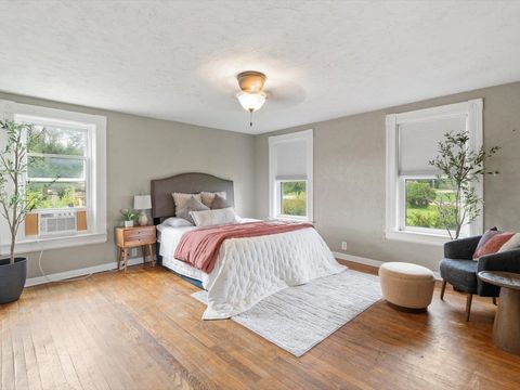 Tiny photo for 301 1st Street, Long Grove, IA 52756 (MLS # 100000202)