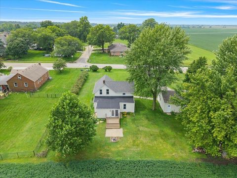 Tiny photo for 301 1st Street, Long Grove, IA 52756 (MLS # 100000202)