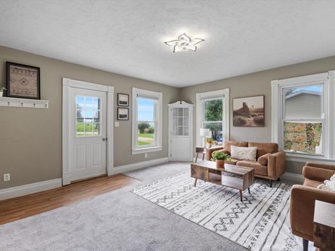 Tiny photo for 301 1st Street, Long Grove, IA 52756 (MLS # 100000202)