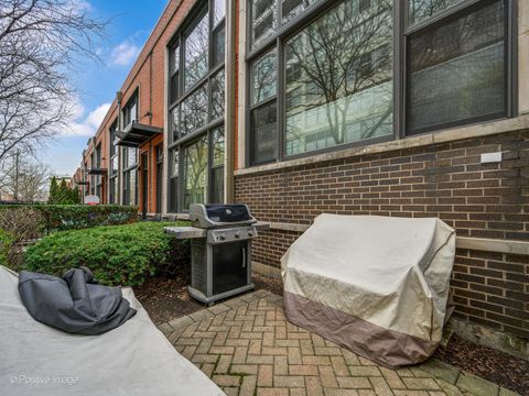 Tiny photo for 917 N Kingsbury Street, Chicago, IL 60610 (MLS # 12618824)