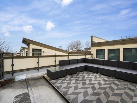 Tiny photo for 917 N Kingsbury Street, Chicago, IL 60610 (MLS # 12618824)