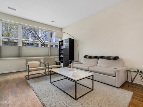 Tiny photo for 917 N Kingsbury Street, Chicago, IL 60610 (MLS # 12618824)