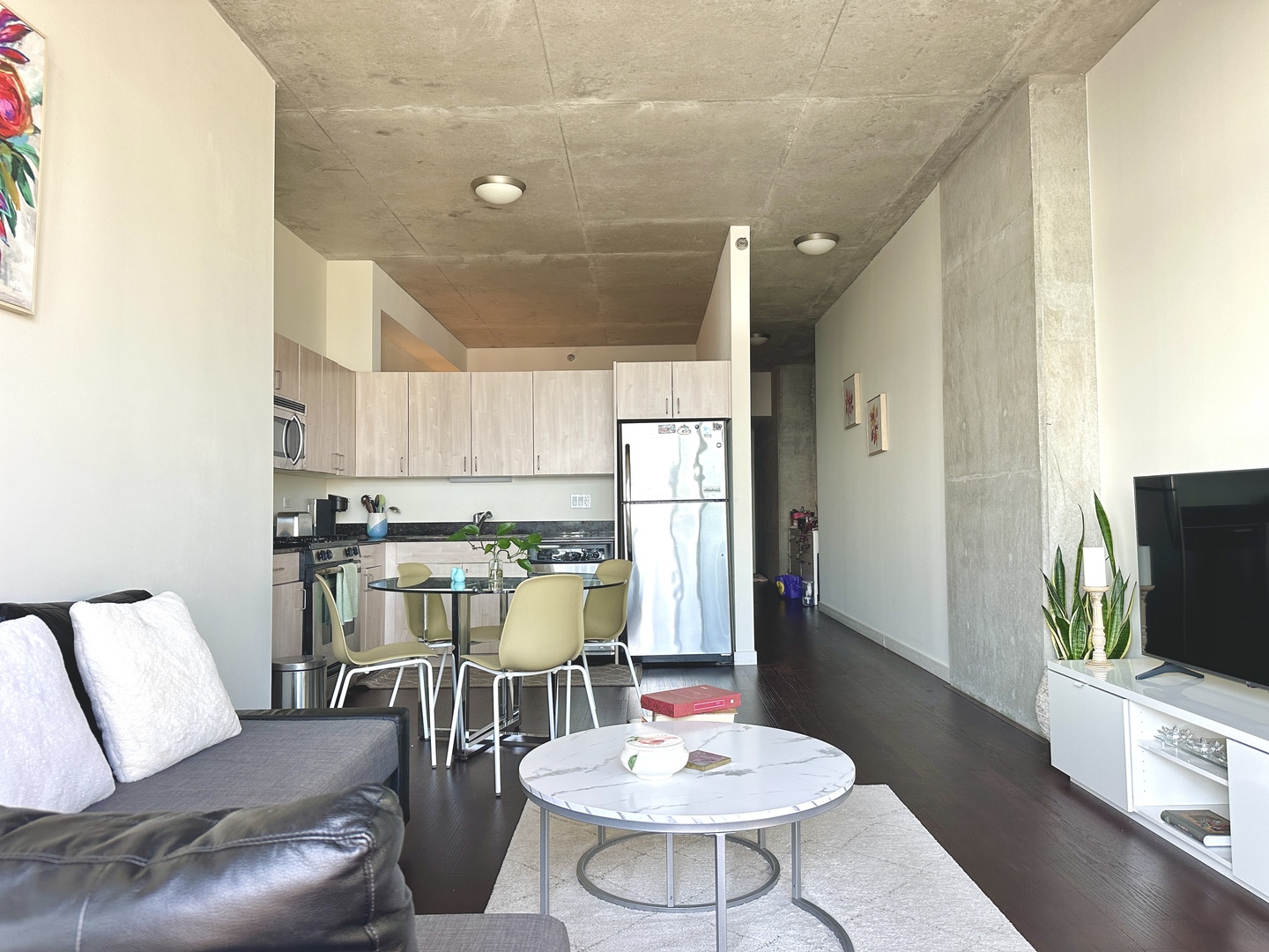 235 W Van Buren Street 3310