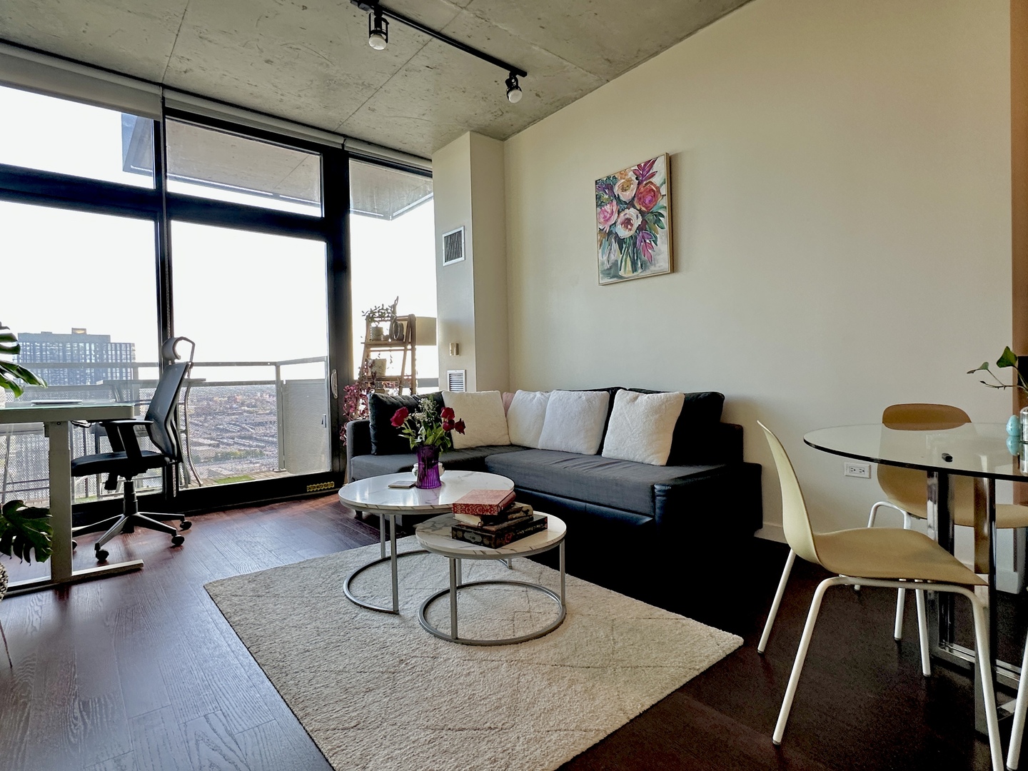 235 W Van Buren Street 3310