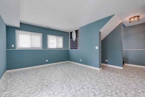 Tiny photo for 2S464 Cottonwood Court, Warrenville, IL 60555 (MLS # 12501825)