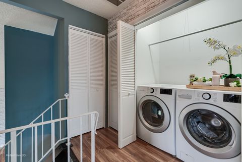 Tiny photo for 2S464 Cottonwood Court, Warrenville, IL 60555 (MLS # 12501825)