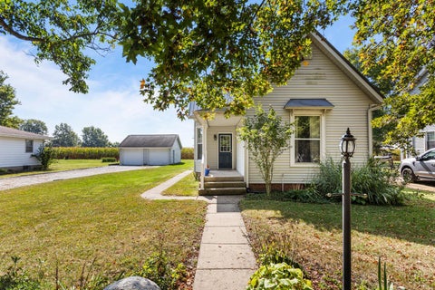 Photo of 407 5th Street, Ivesdale, IL 61851 (MLS # 12763409)