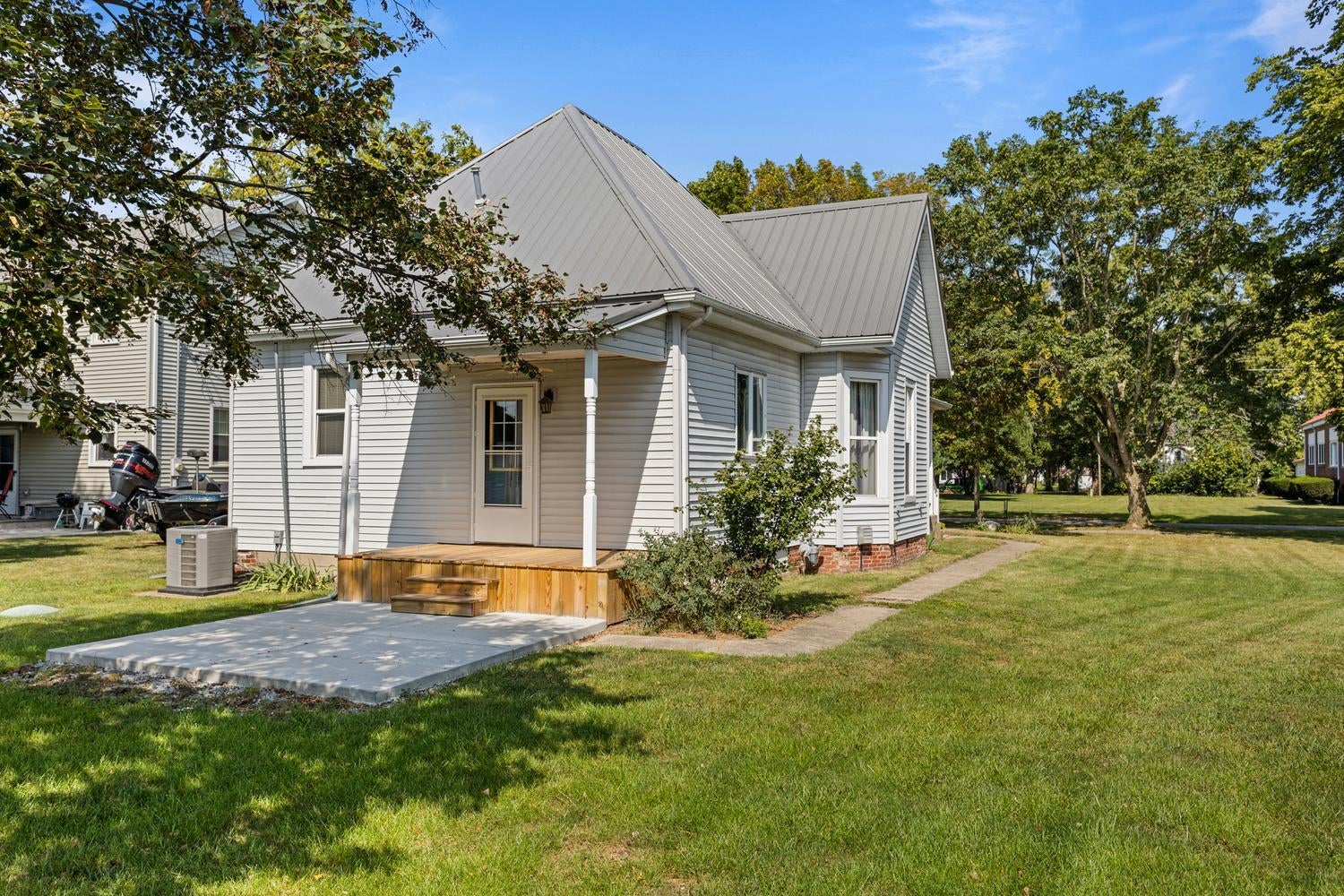 407 5th Street