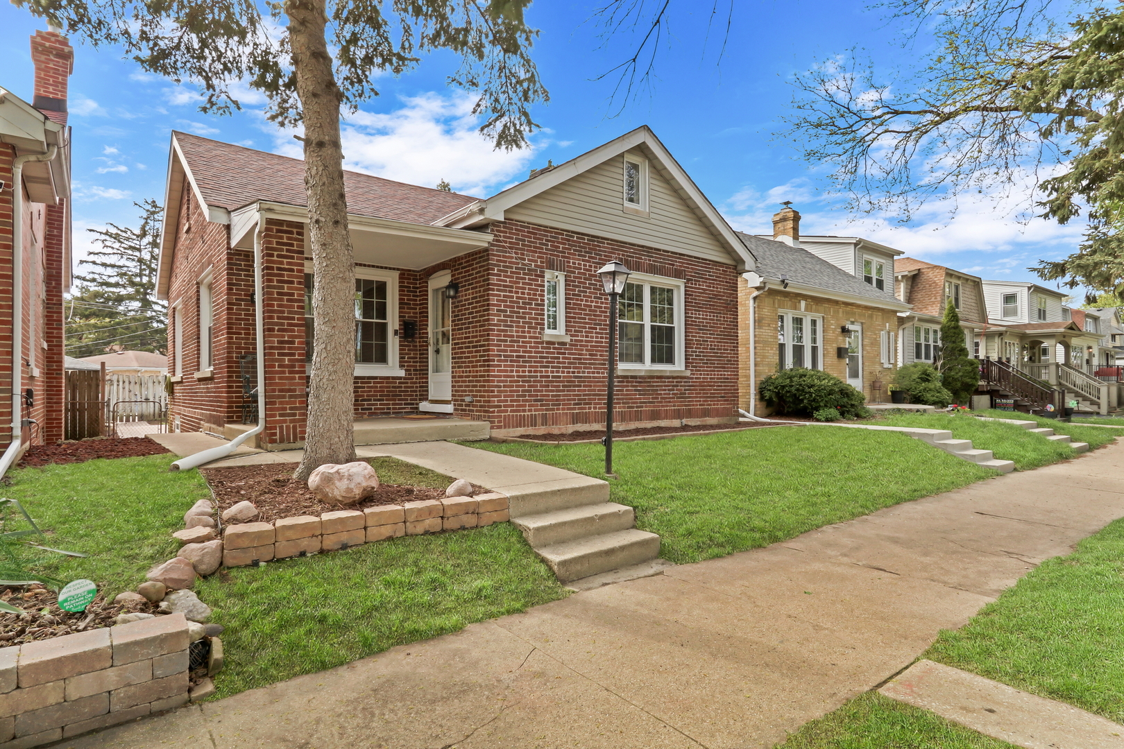 5332 N Latrobe Avenue