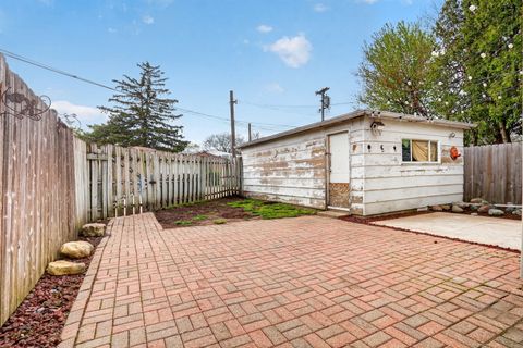 Tiny photo for 5332 N Latrobe Avenue, Chicago, IL 60630 (MLS # 12625591)