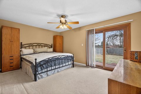 Tiny photo for Homer Glen, IL 60491 (MLS # 12585645)