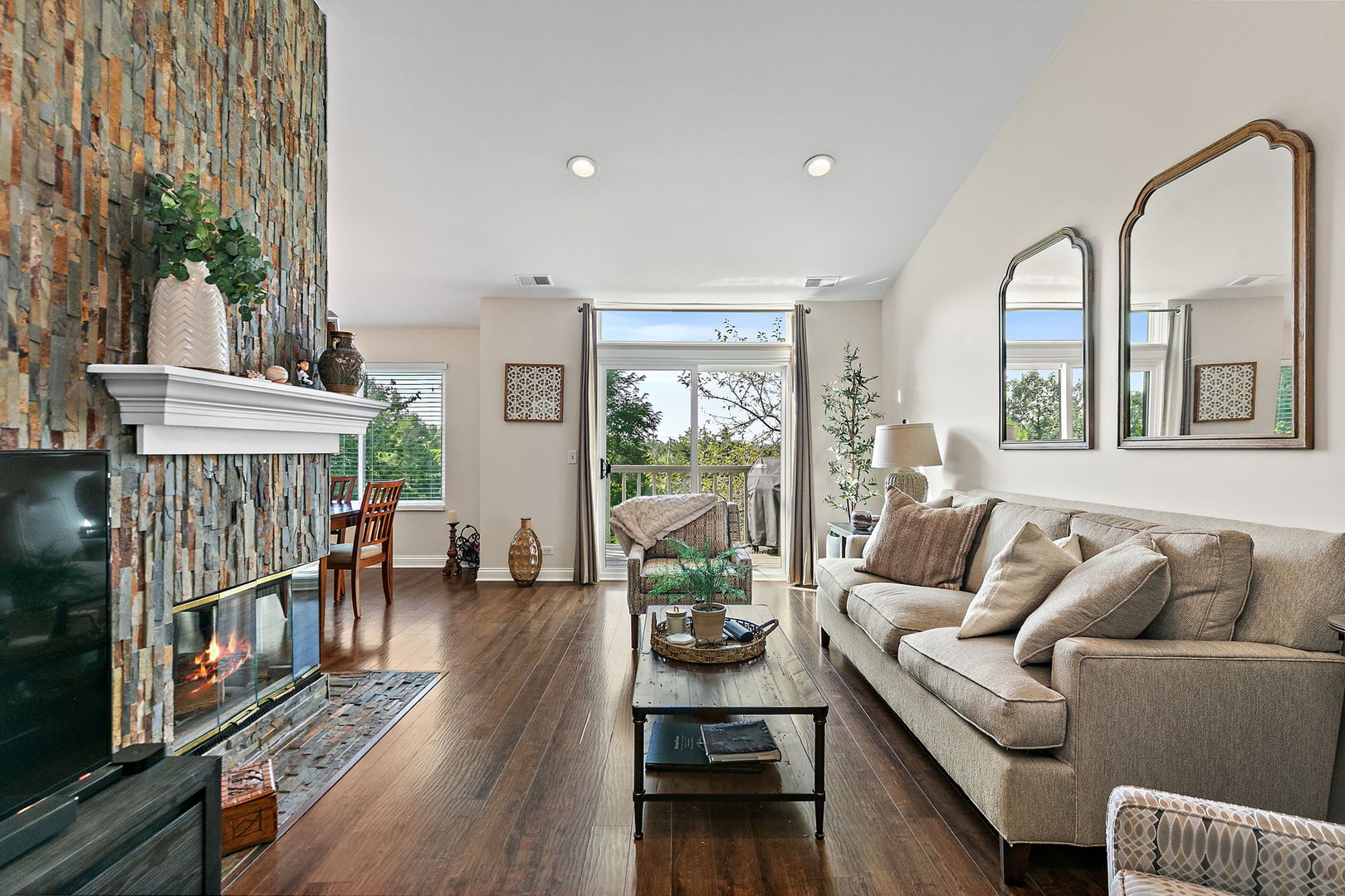 867 Longmeadow Court 1049