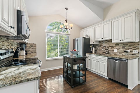 Tiny photo for 867 Longmeadow Court #1049, Lake Barrington, IL 60010 (MLS # 12737062)